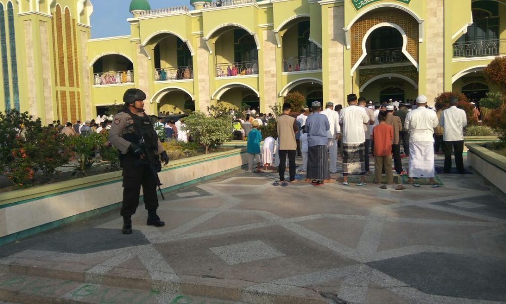 Pelaksanaan Salat Id di Kobar Dijaga Ketat Anggota Polres