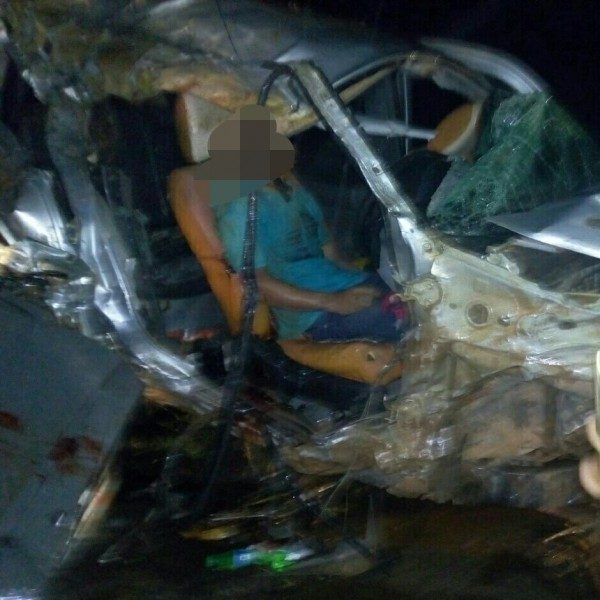 Hilang Kendali, Ford Ranger Hantam Truk CPO, Sopir Tewas Mengenaskan