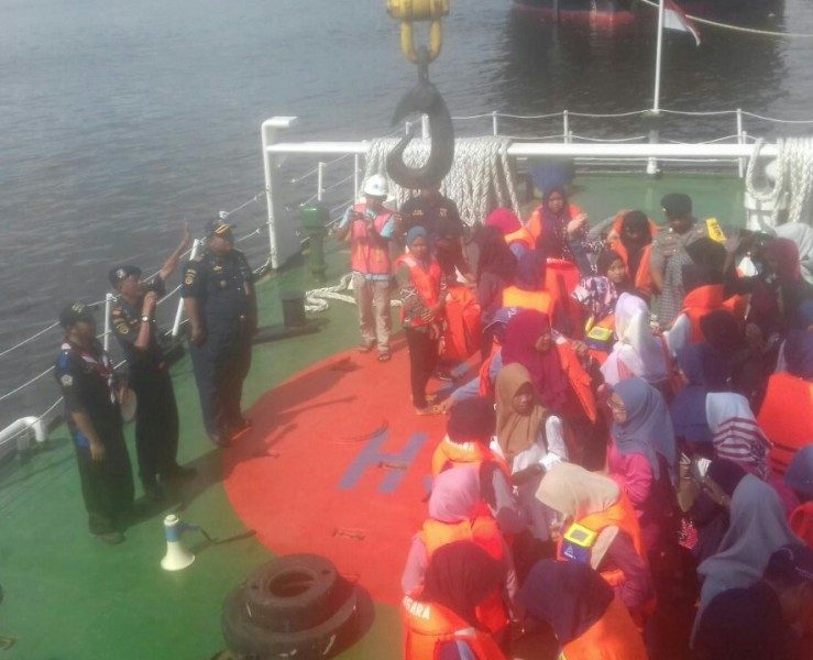 Ratusan Pelajar Kobar Disosialisasi Keselamatan Penumpang