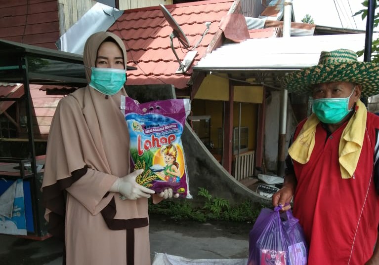 Peduli Covid-19, DPD Lasqi Katingan Berbagi