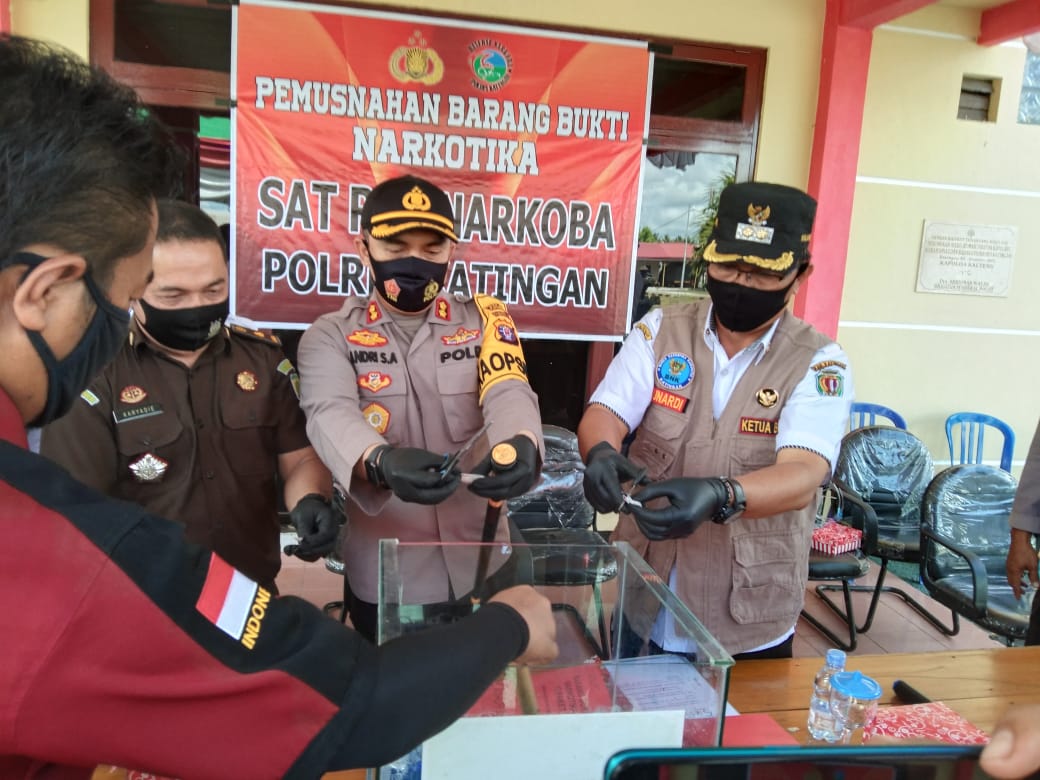 Satnarkoba-BNK Musnahkan 22,51 Gram Sabu