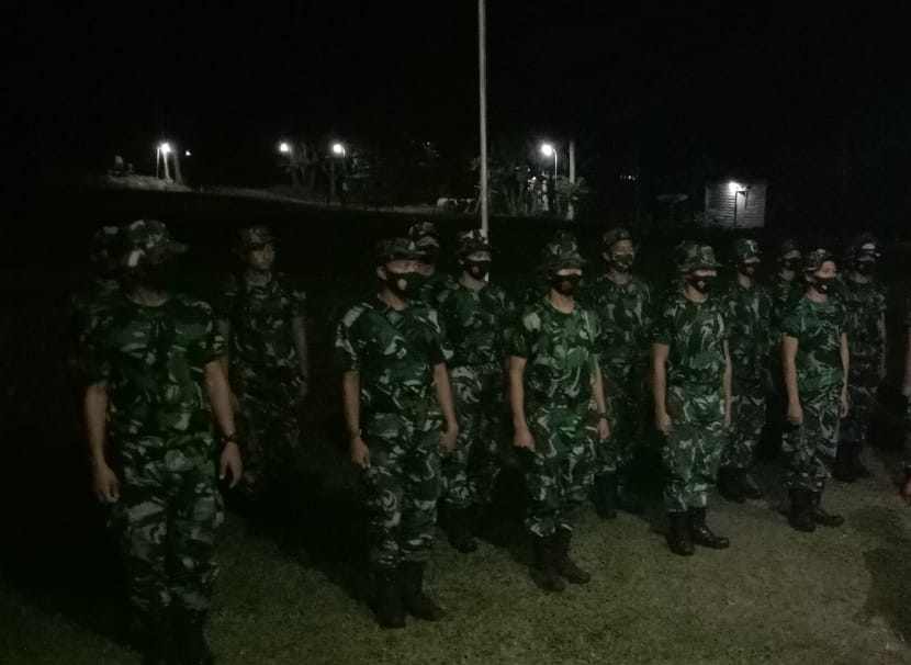 Cek Pasukan, Serda Jupin Pimpin Apel Malam SSK