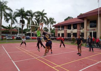 PN Tamiang Layang dan PWI Jalin Kemitraan Lewat Volly Ball