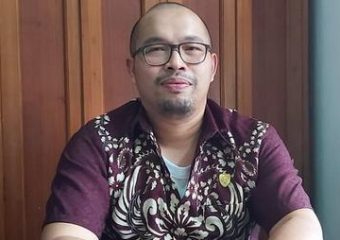 Warga Desa Manteren Harapkan Perbaikan Ruas Jalan