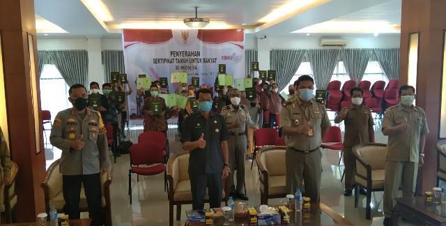Ini Pesan Bupati Mura kepada Penerima Sertifikat PTSL