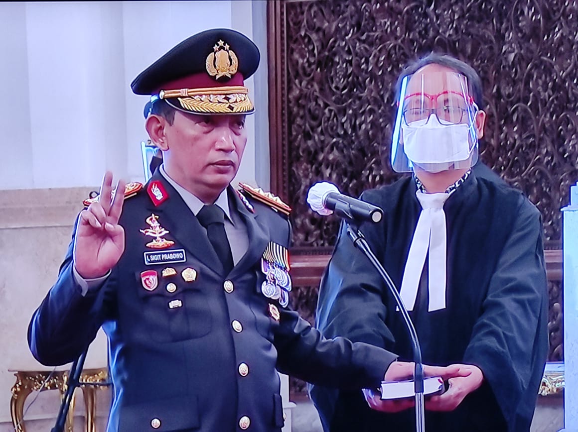 Dilantik Presiden, Listyo Sigit Resmi Jabat Kapolri