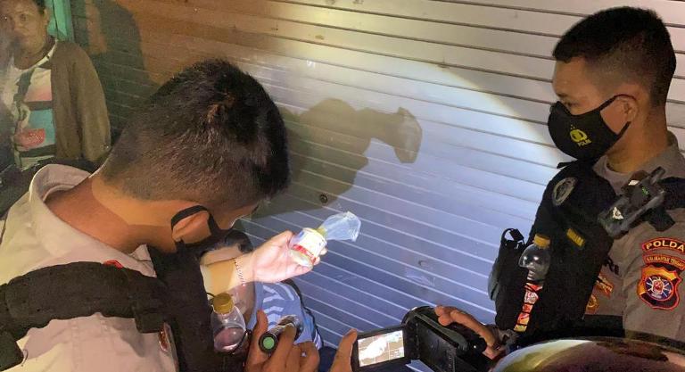 Pesta Lem Fox, Dua Remaja Digaruk Polisi