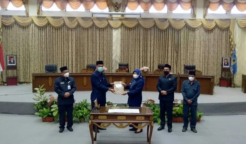 Dua Raperda Kembali Diajukan ke DPRD Barut