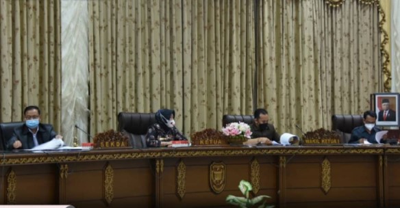 Dewan dan Pemkab Barut Rapat Recofusing Anggaran Covid-19