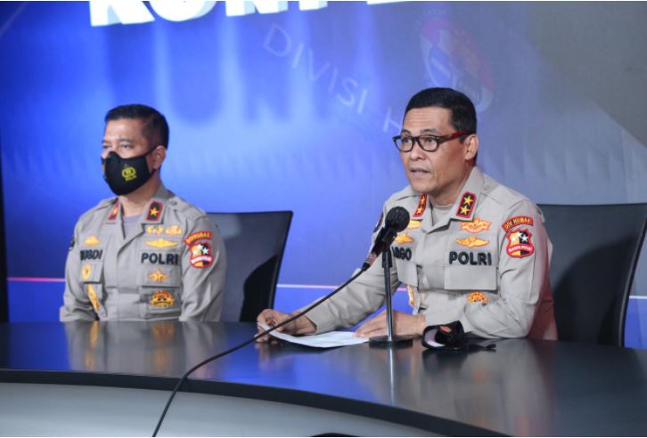Pelaku Bom Bunuh Diri Diduga Dua Orang
