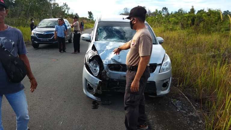 Disambar Ertiga, Pemotor Tewas di tempat