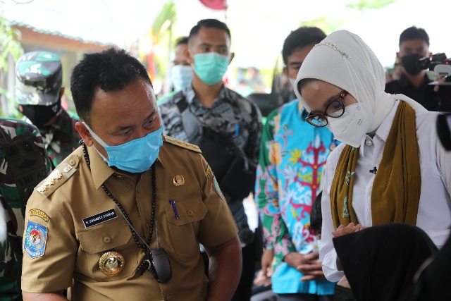 Gubernur Kalteng Tinjau Vaksinasi Pelajar Dua Sekolah