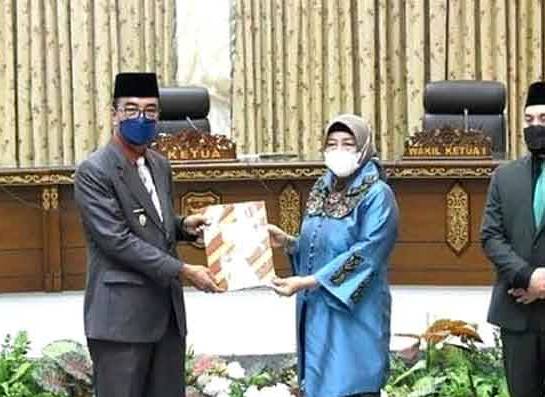 Sehari, Tiga Agenda Rapat Digelar DPRD Barut, Satu Disepakati