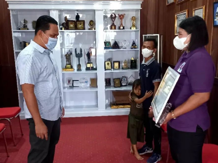 Perempuan Berjasa dan Berprestasi Bertemu Bupati
