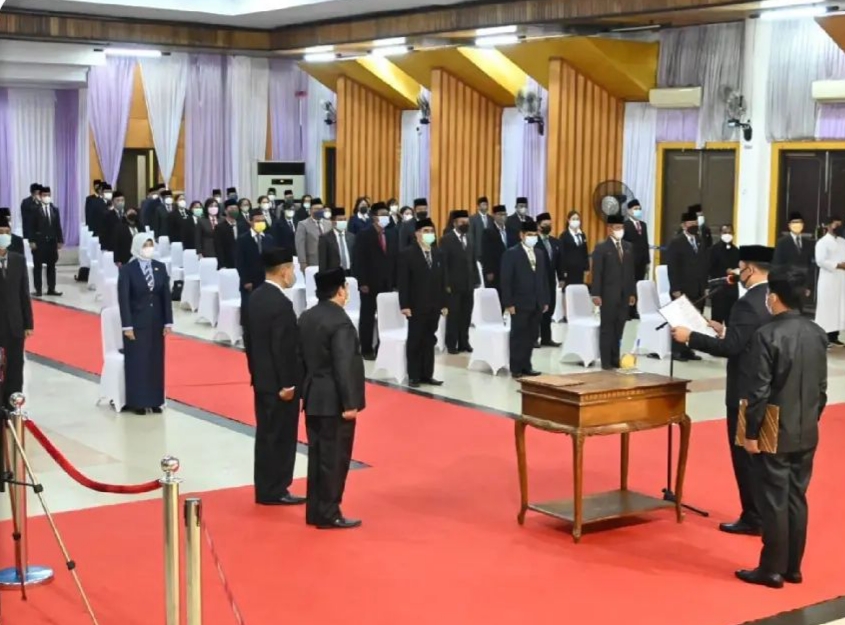 98 Pejabat Pemkab Lamandau Dilantik