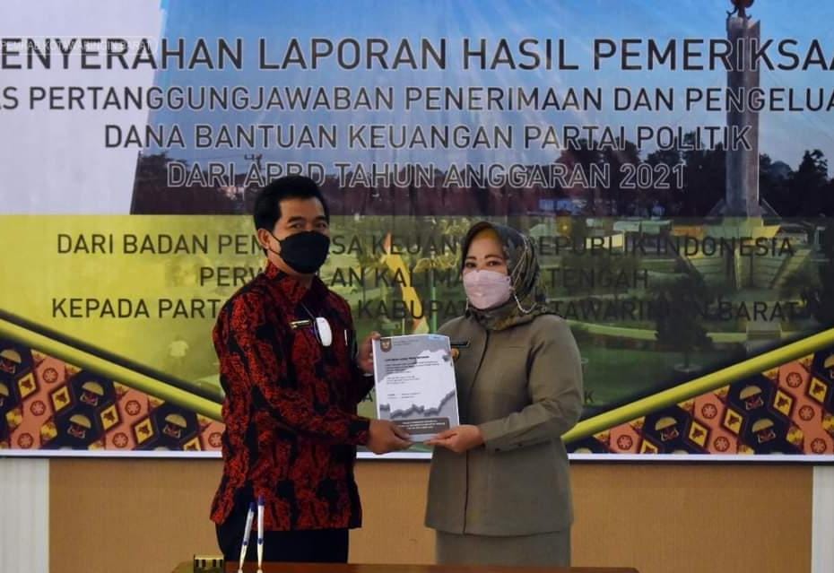 BPK Serahkan LHP Bantuan Keuangan Parpol TA 2021