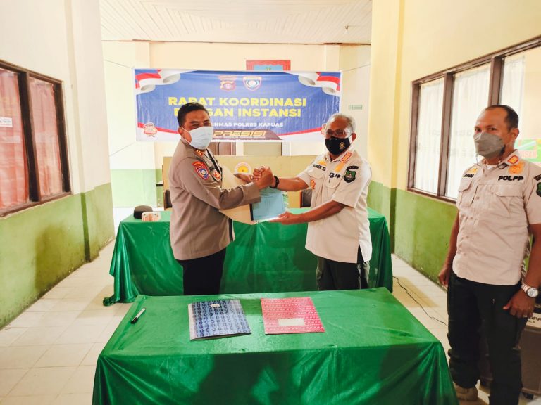 Satpol PP Teken MoU Pemeliharaan Kamtibmas dengan Polres Kapuas 