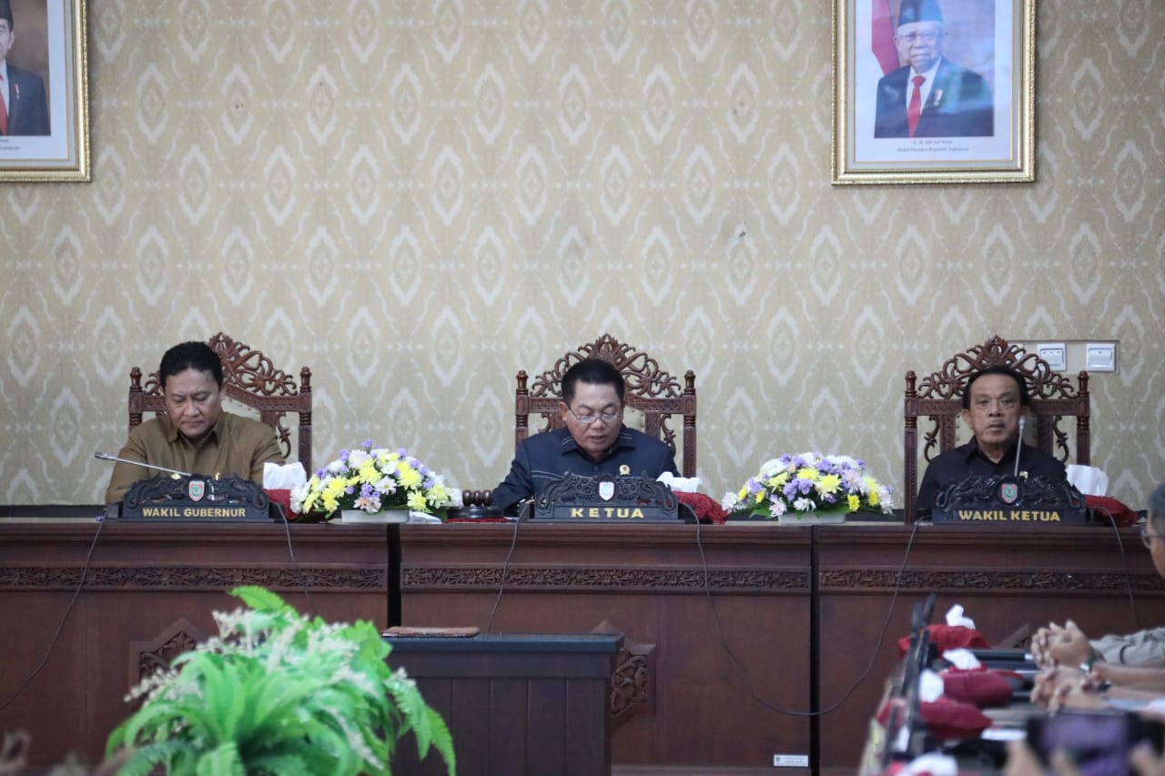 DPRD Kalteng Rapat Paripurna Mendengarkan LKPj 2023