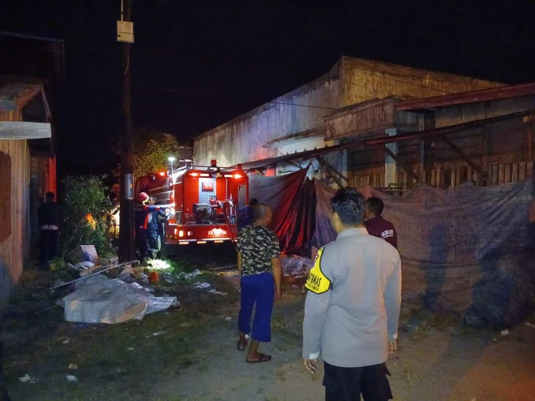 Ponsel Meledak Picu Kebakaran Satu Rumah Warga