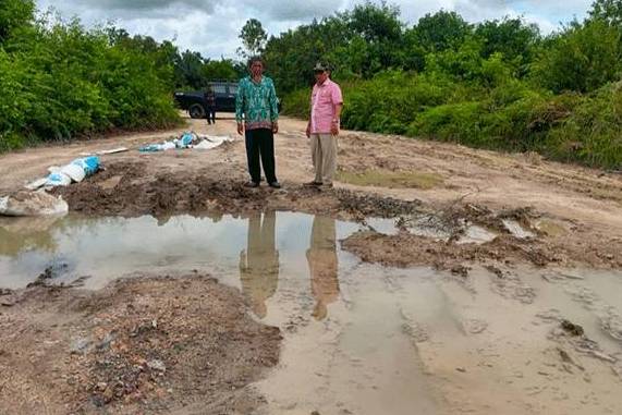 Ruas Jalan Pangkalan I-Sungai Kakap Perlu Diperbaiki