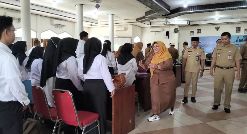 134 PPPK Tahap II dan 4 ASN Baru Kotim Terima SK