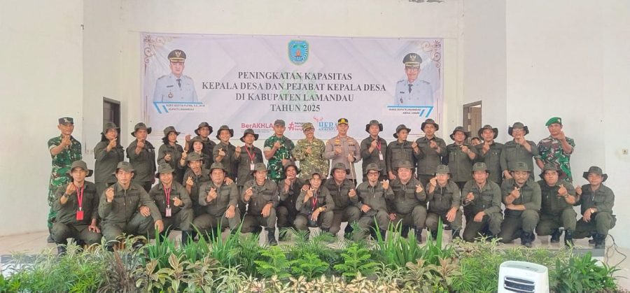Wabup Lamandau Resmi Tutup Retreat Kades dan Pj Kades 2025