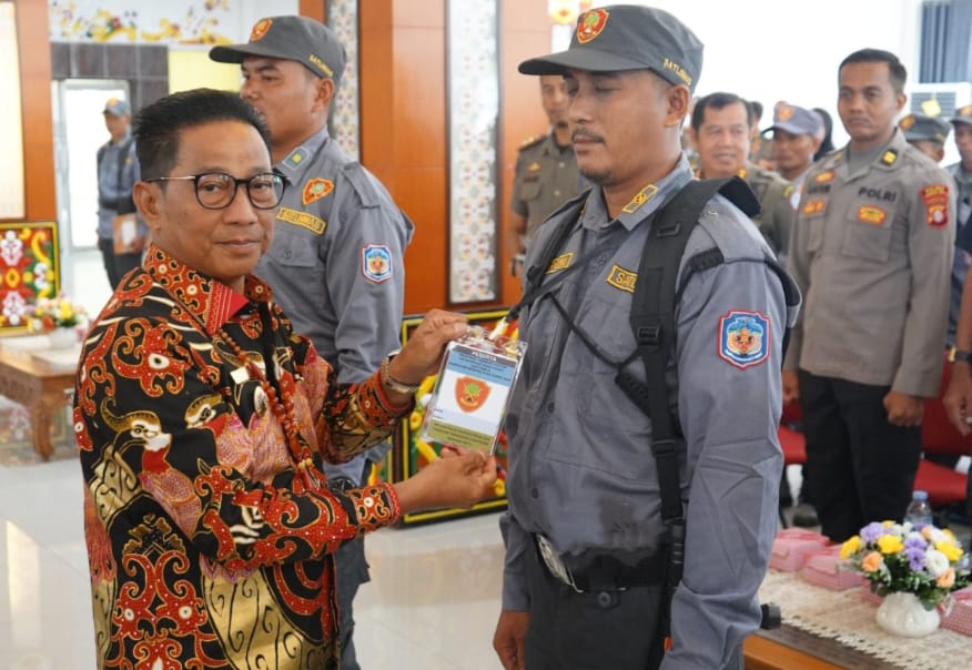 Bupati Mura Buka Resmi Pelatihan Personel Satlinmas