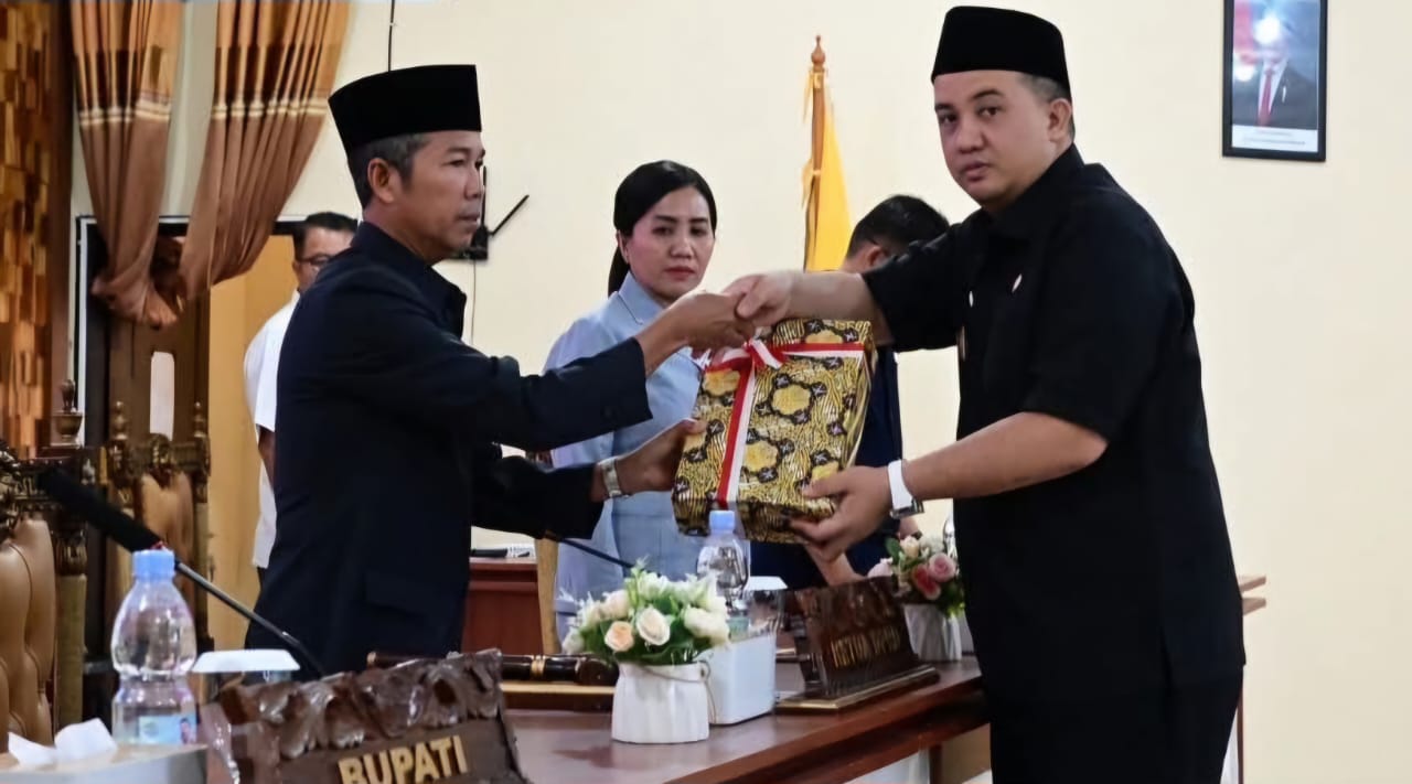 Bupati Lamandau Sampaikan Nota Keuangan dan Ranperda APBD 2026