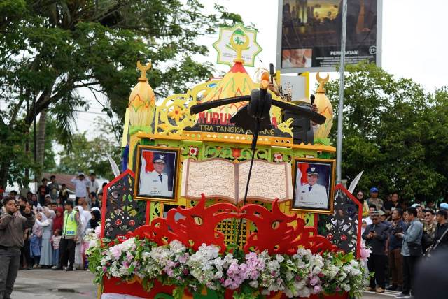 Ikut Pawai Taaruf, Kafilah Mura Tampilkan Mobil Hias