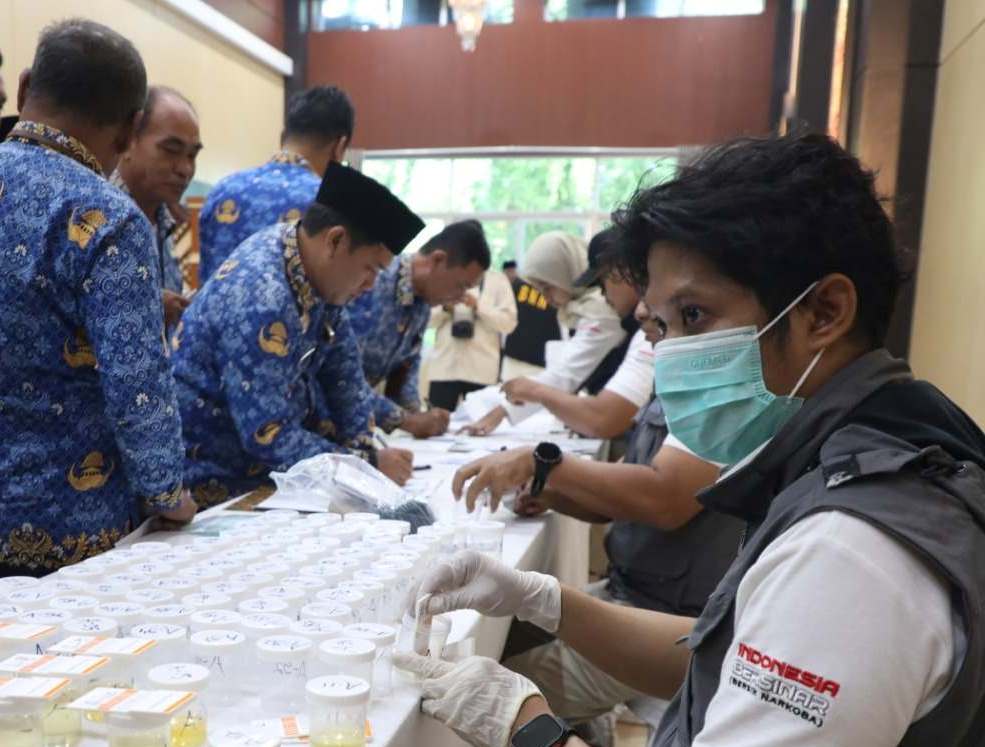 Komitmen Berantas Narkoba, Pemprov Kalteng Tes Urine Ratusan ASN