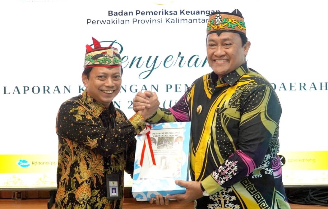 Wagub Kalteng Serahkan LKPD 2025 ke BPK