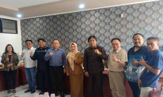 Dewan Terima Kunjungan Rapat Kerja Diskan Palangka Raya