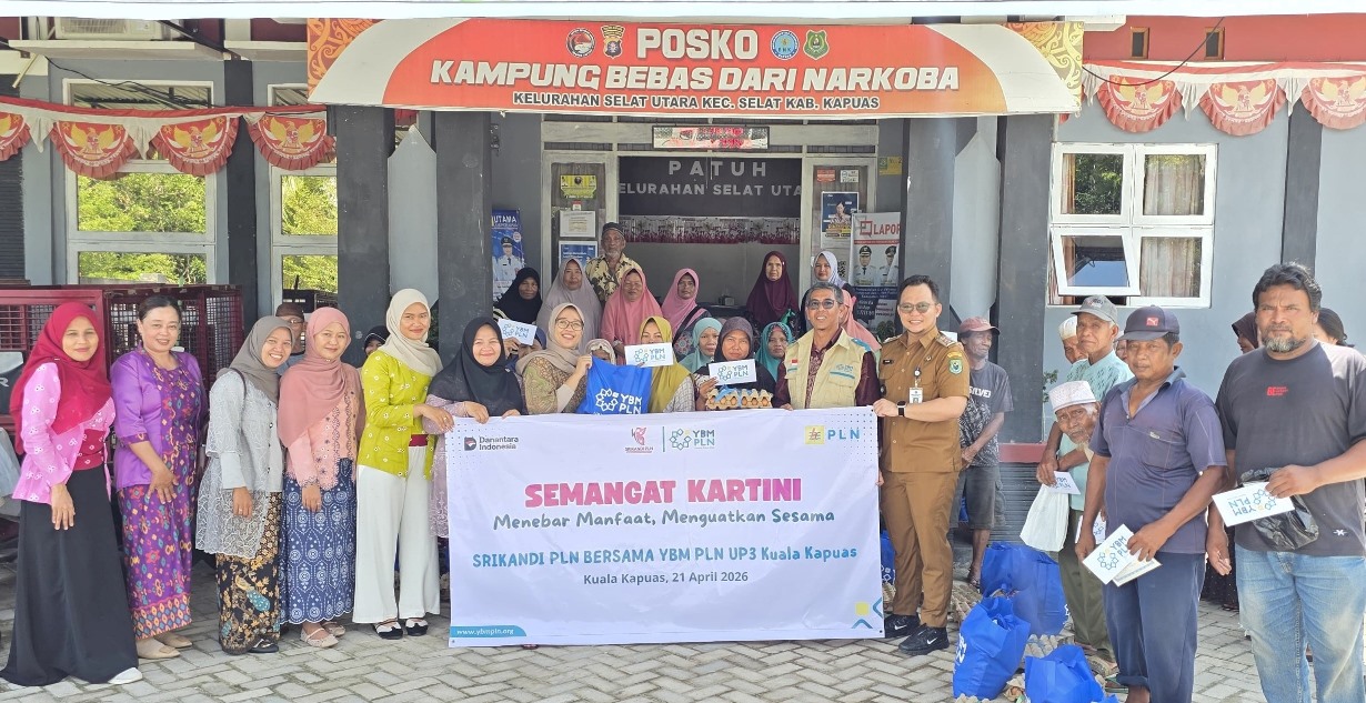 Peringati Hari Kartini, Srikandi PLN Tebar Kepedulian Lewat Aksi Berbagi