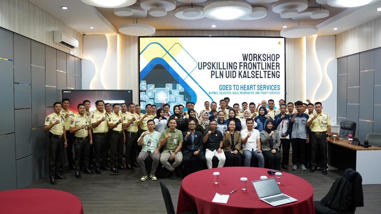 Di Upskilling Frontliner C4, PLN Tegaskan Komitmen Melayani Sepenuh Hati