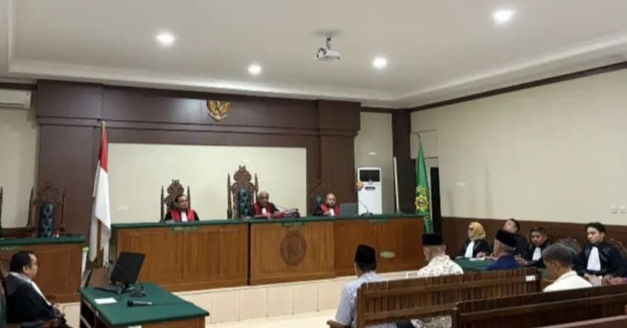 Tiga Terdakwa Tipikor Pabrik Tepung Ikan Divonis 3 Tahun Penjara