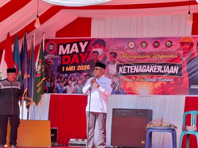 Wabup Kobar Apresiasi Hari Buruh Diisi Acara Syukuran 