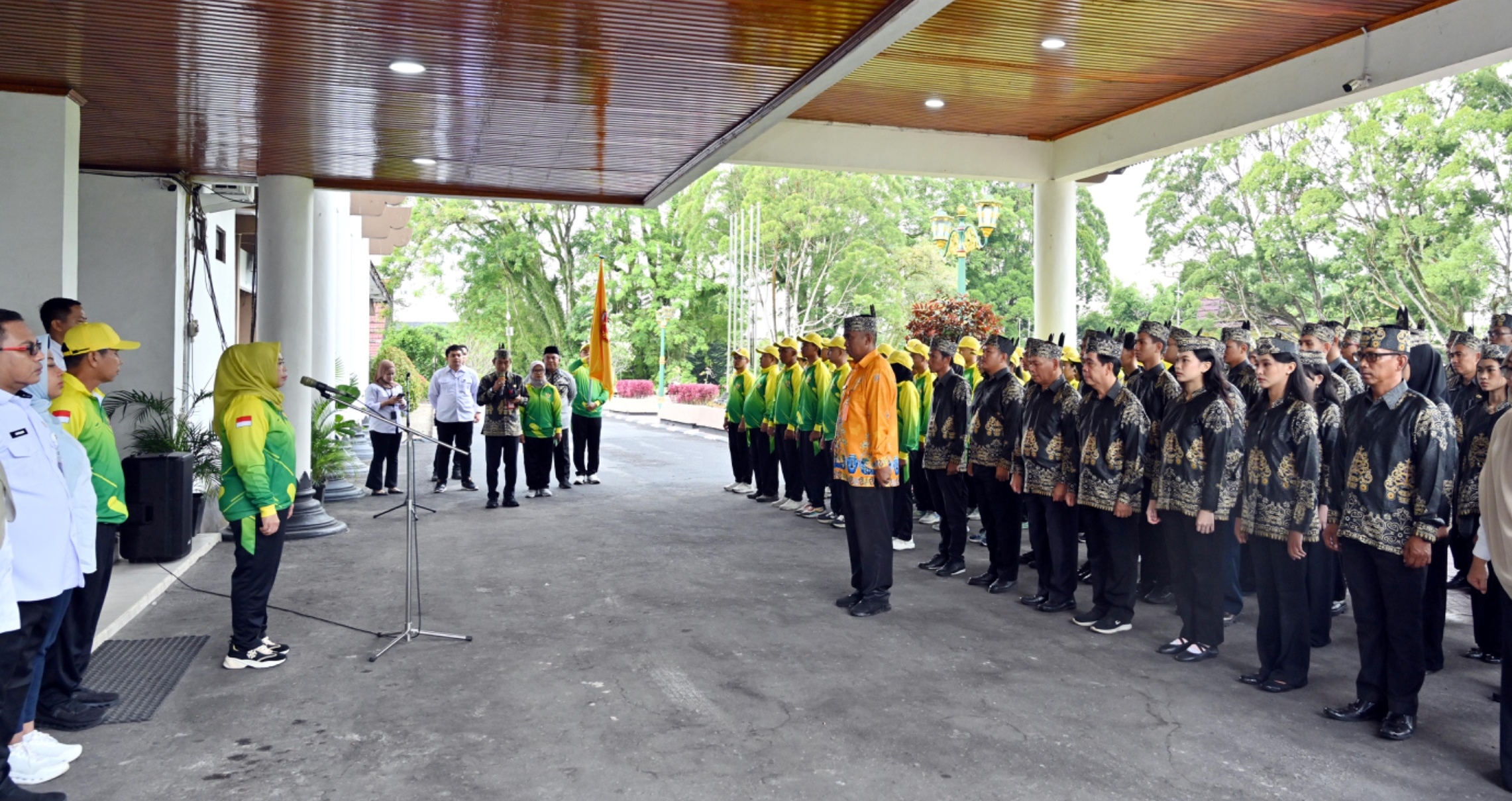 Bupati Lepas Keberangkatan Kontingen FBIM Kobar 