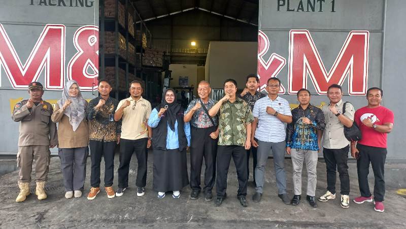 Wabup Kotim Sidak Produsen Minyakita, Pastikan Stok Aman