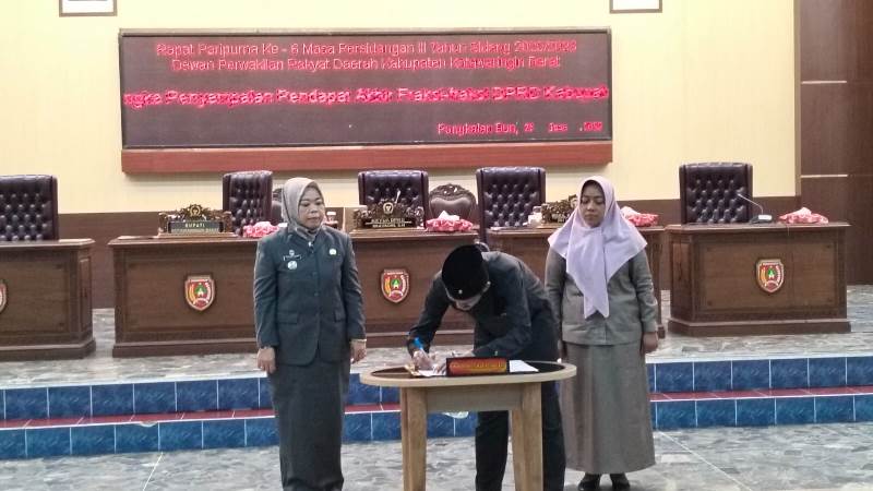 Enam Fraksi Sepakat, Dua Ranperda Ditetapkan Jadi Perda