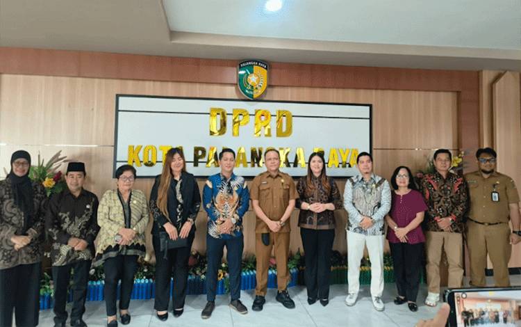DPRD Palangka Raya Terima Kunjungan Dewan Mahakam Ulu