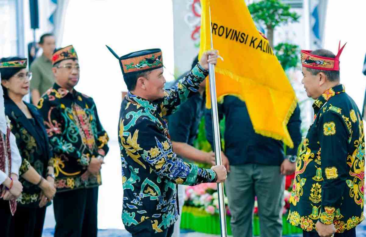 Gubernur Lepas Kontingen Pesparawi Nasional XIV Kalteng