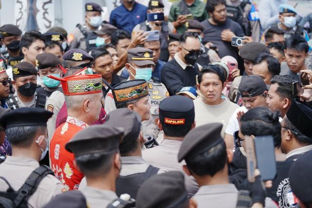 Disaksikan Gubernur, PLN Beberkan Kondisi Listrik Pulih Ditargetkan Agustus