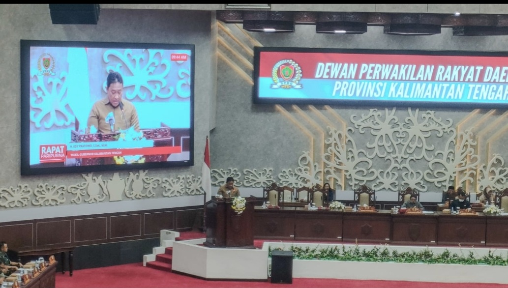 DPRD Kalteng Rapat Paripurna Dengarkan Jawaban Gubernur atas Pandangan Fraksi 