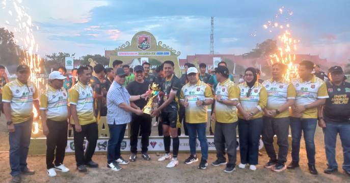 Bupati Kotim Tutup HNR Cup II, Ajak Seluruh Insan Sepak Bola Jaga Sportivitas