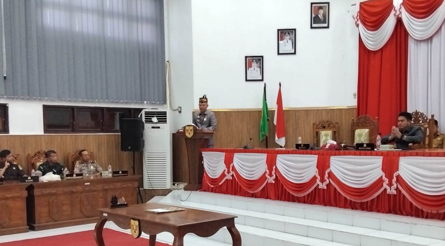 Pemkab dan DPRD Gumas Setujui Tiga Buah Raperda Jadi Perda