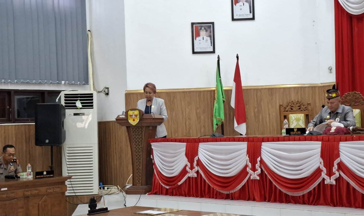 Bapemperda DPRD Gumas Sampaikan Laporan Hasil Pembahasan Raperda