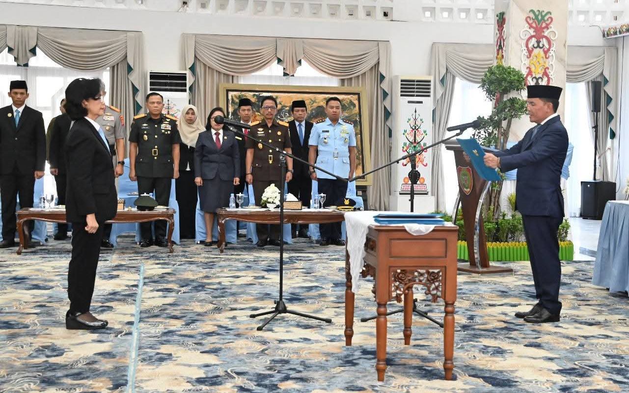 Dilantik Gubernur, Linae Victoria Resmi Jabat Sekda Definitif Kalteng