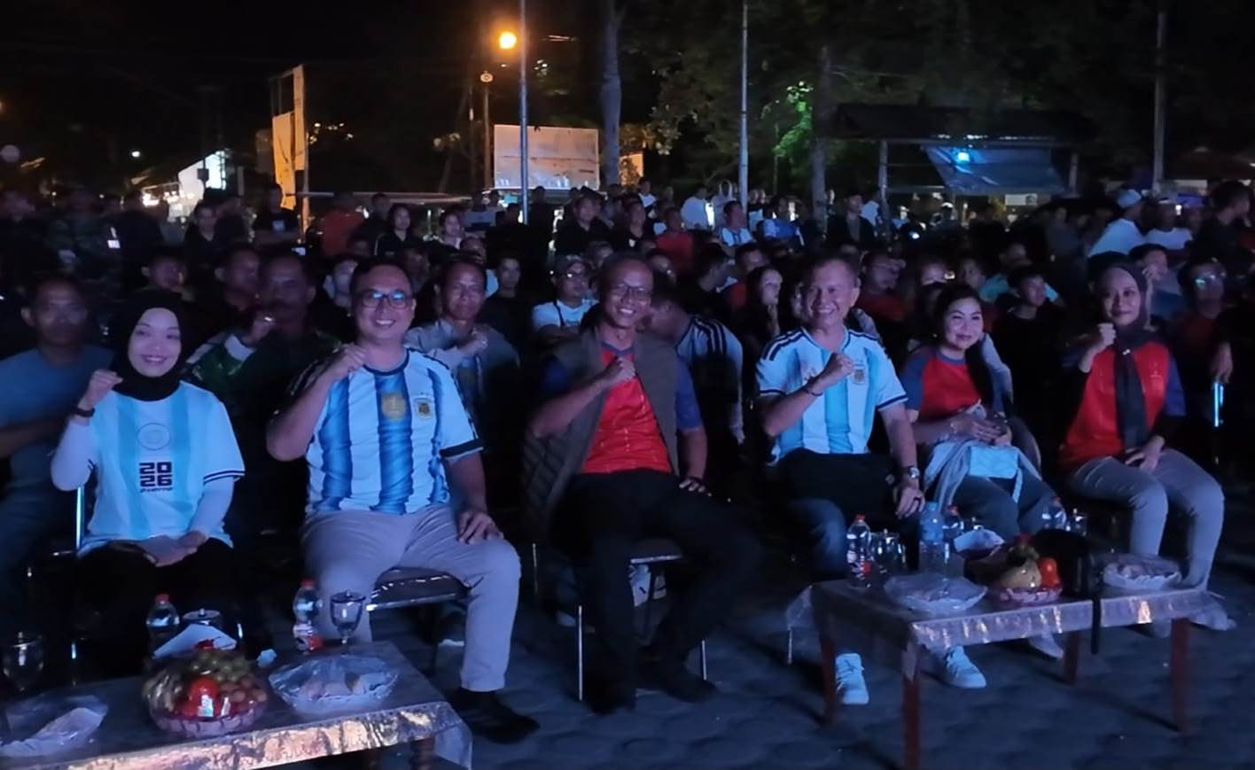 Pererat Silaturahmi, Pemkab Gumas Gelar Nobar Final Piala Dunia