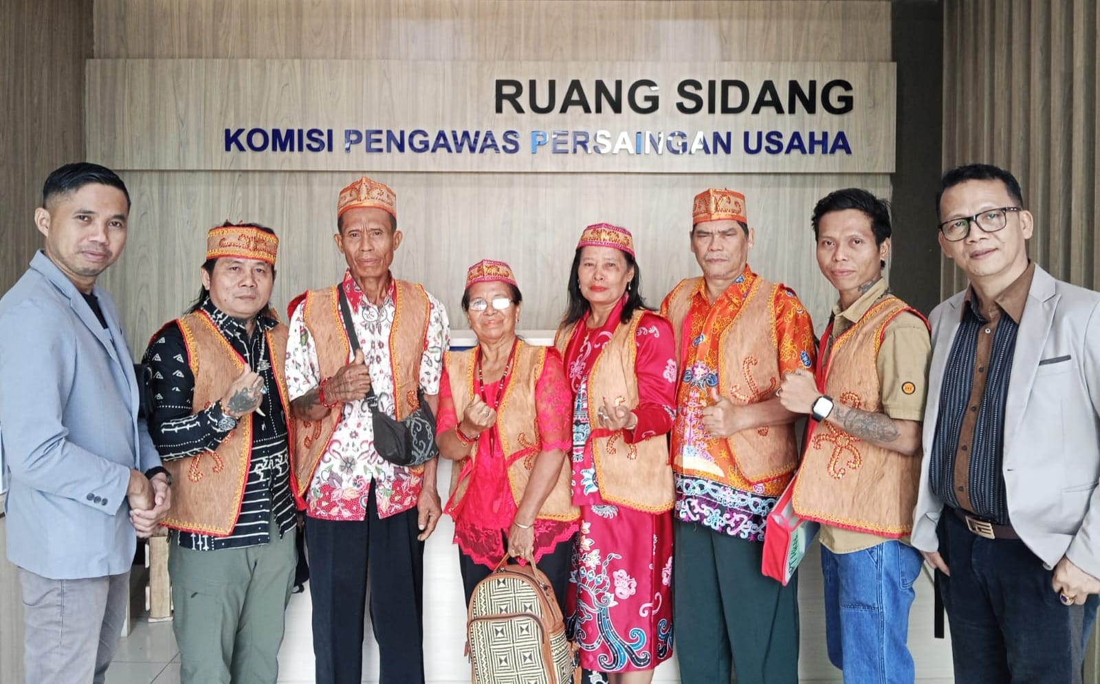 Pertemuan Tertutup Bupati Lamandau Rizky Aditya Putra Dengan PT MKN Disorot