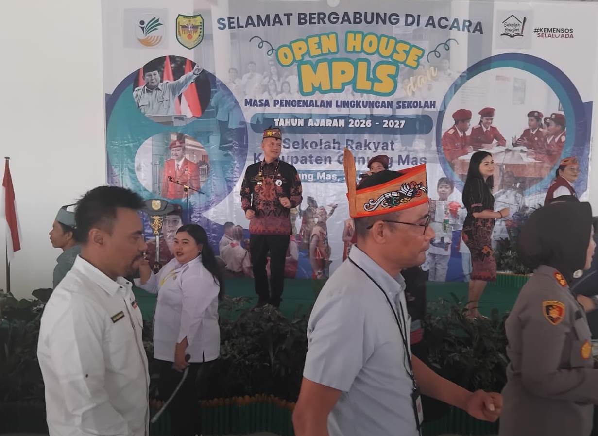Bupati Hadiri Open House MPLS Sekolah Rakyat Gunung Mas